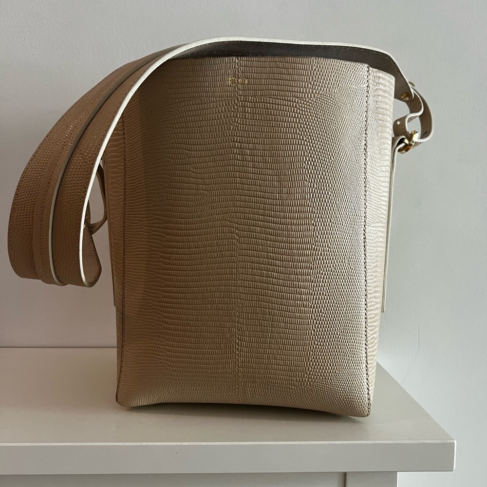 CO - crocodile bucket bag